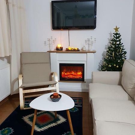 Fairytale Apartment Close To Bradu Ski Slope Пояна Брашов Екстериор снимка