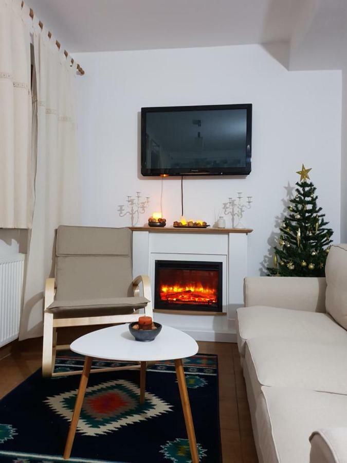 Fairytale Apartment Close To Bradu Ski Slope Пояна Брашов Екстериор снимка