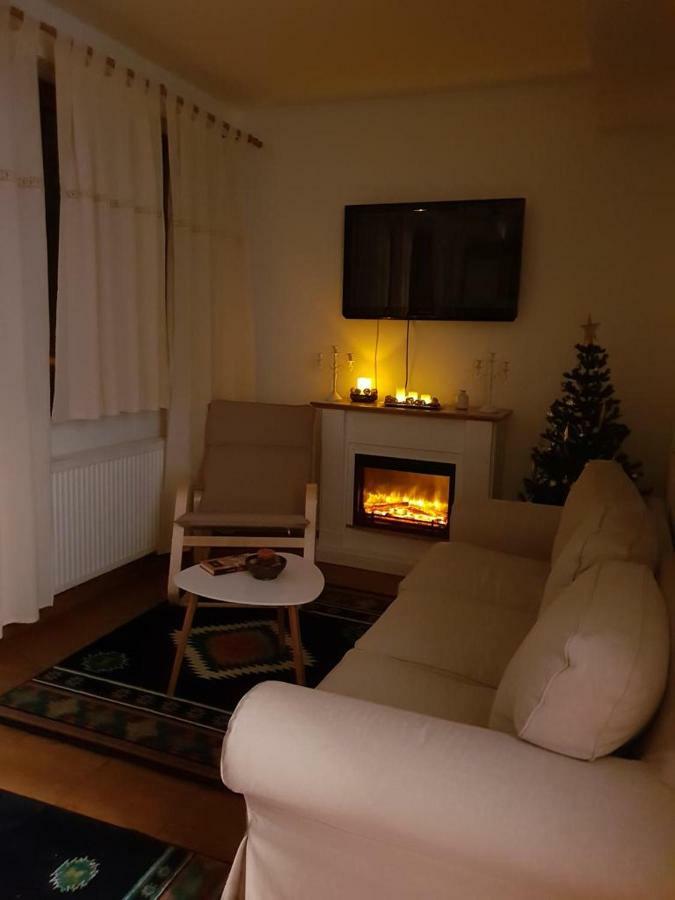 Fairytale Apartment Close To Bradu Ski Slope Пояна Брашов Екстериор снимка